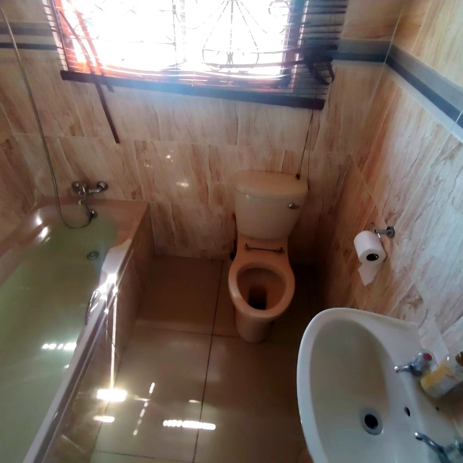 2 Bedroom Property for Sale in Mdantsane Nu 15 Eastern Cape